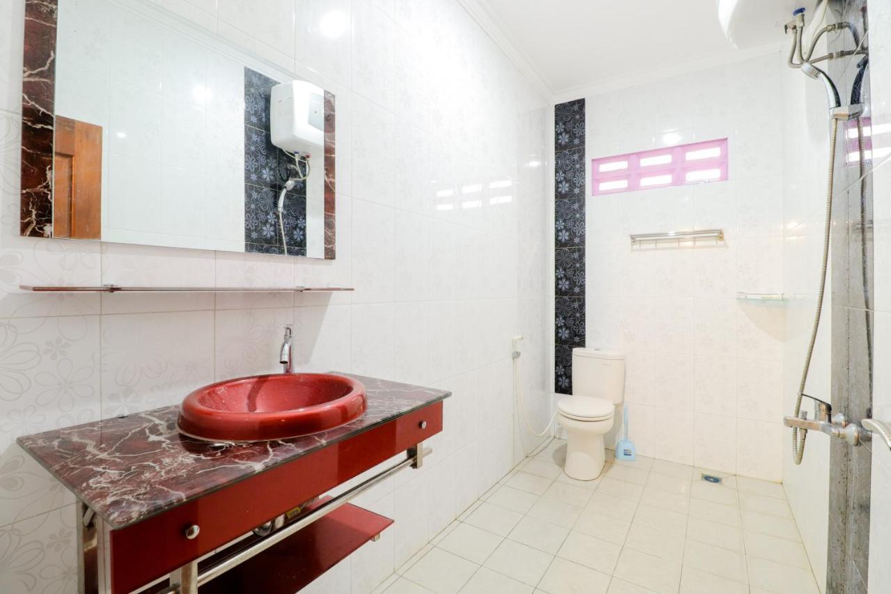 Griya 90Tr Syariah Hotel Ngaglik Kültér fotó