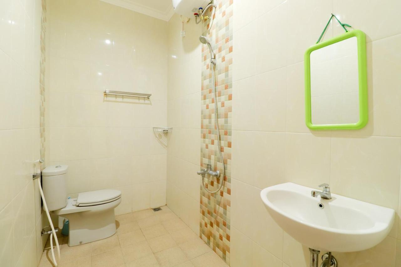 Griya 90Tr Syariah Hotel Ngaglik Kültér fotó